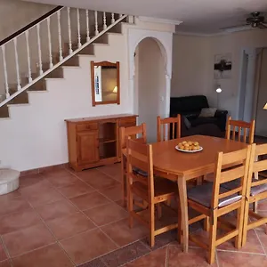https://villa-las-dunas-2.adeje-hotels.com