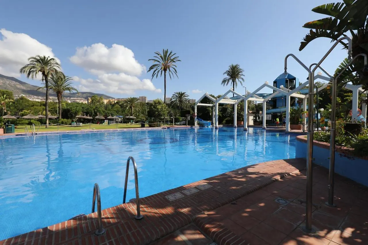 095 - Bright & Comfortable Holiday Apartment With Water Park & Sea Views Benalmadena 0*,  Spain