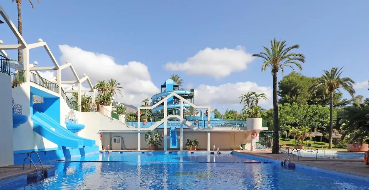 095 - Bright & Comfortable Holiday Apartment With Water Park & Sea Views Benalmadena Spain