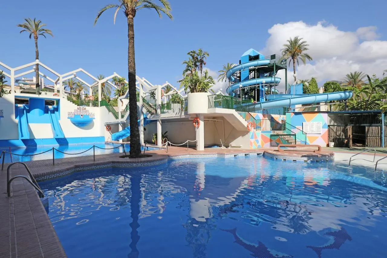 095 - Bright & Comfortable Holiday Apartment With Water Park & Sea Views Benalmadena